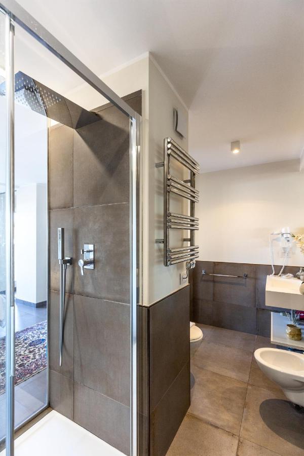 Penthouse With A Panoramic Rooftop In Trastevere With Seasonally Jacuzzi Рим Екстериор снимка